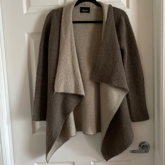 ZARA Knit Drape Two Toned Cardigan - Picture 2 of 5